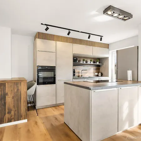 아파트 City-apartment Luxus 110 M2